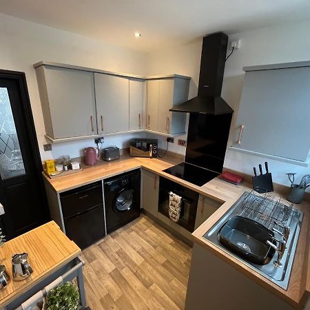 Contemporary & Chic Inner Terrace 5 Mins From Barnsley Town Centre Экстерьер фото